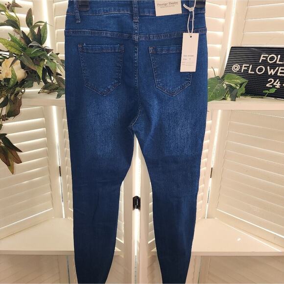 PRESTIGE DENIUM SIZE 5 DISTRESSED BLUE JEAN - Picture 5 of 7